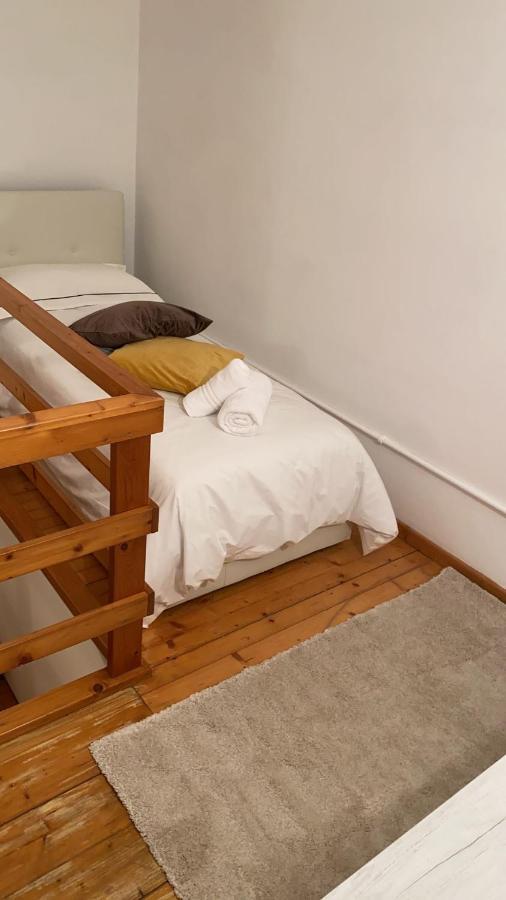 Spiritoso Cozy Studio Apartment Флоренция Екстериор снимка